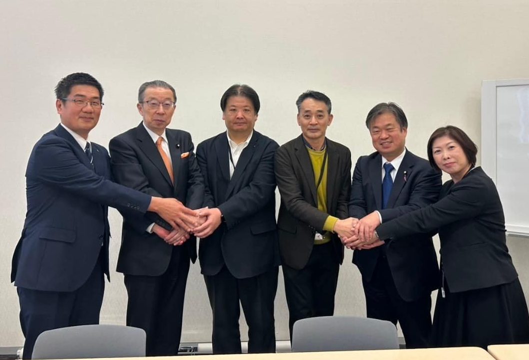 印刷労連重点政策について懇談。