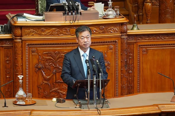 本会議でサイバー対処能力強化法案を石破総理に質問