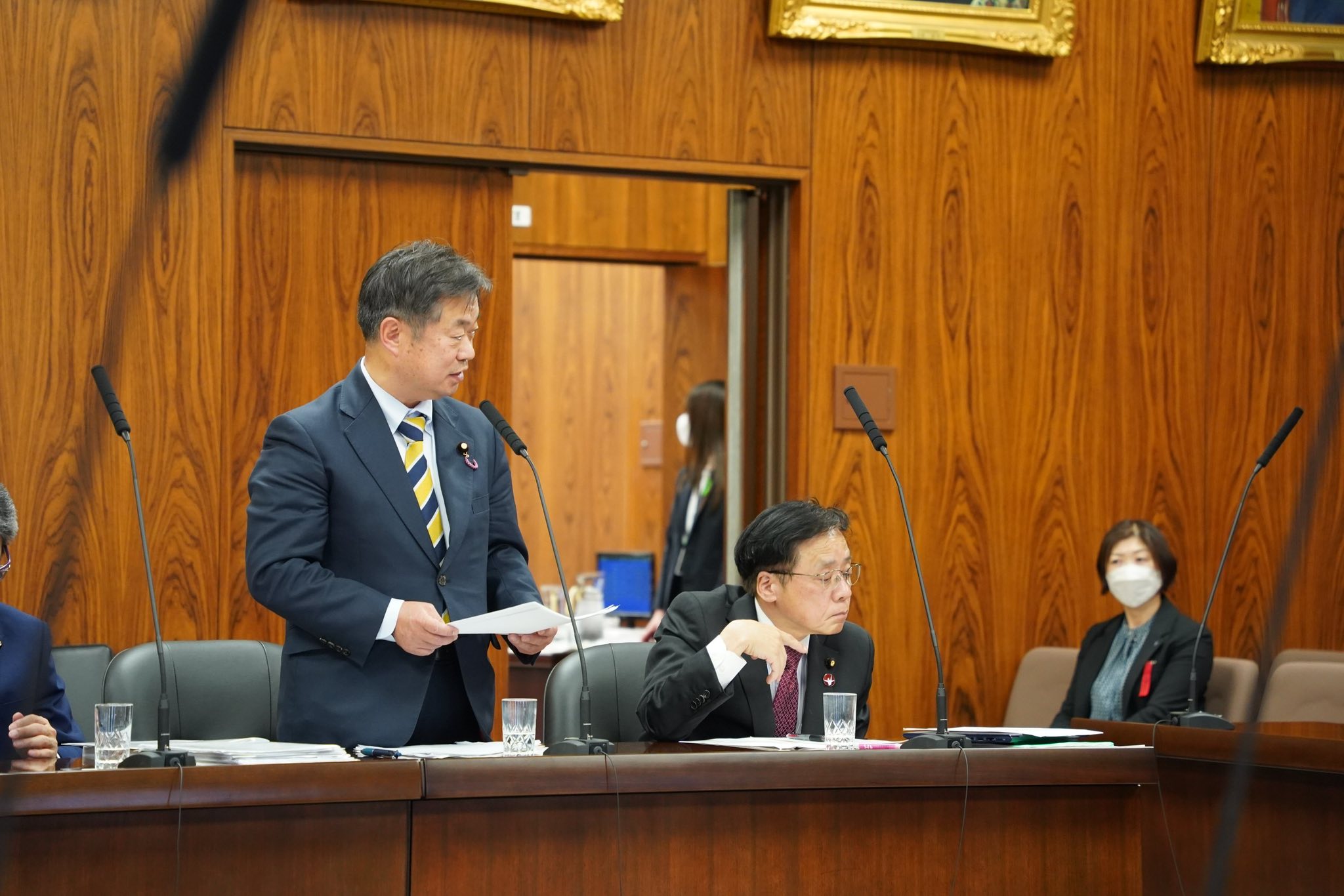 内閣委員会。特殊詐欺対策、印刷産業の課題を質す