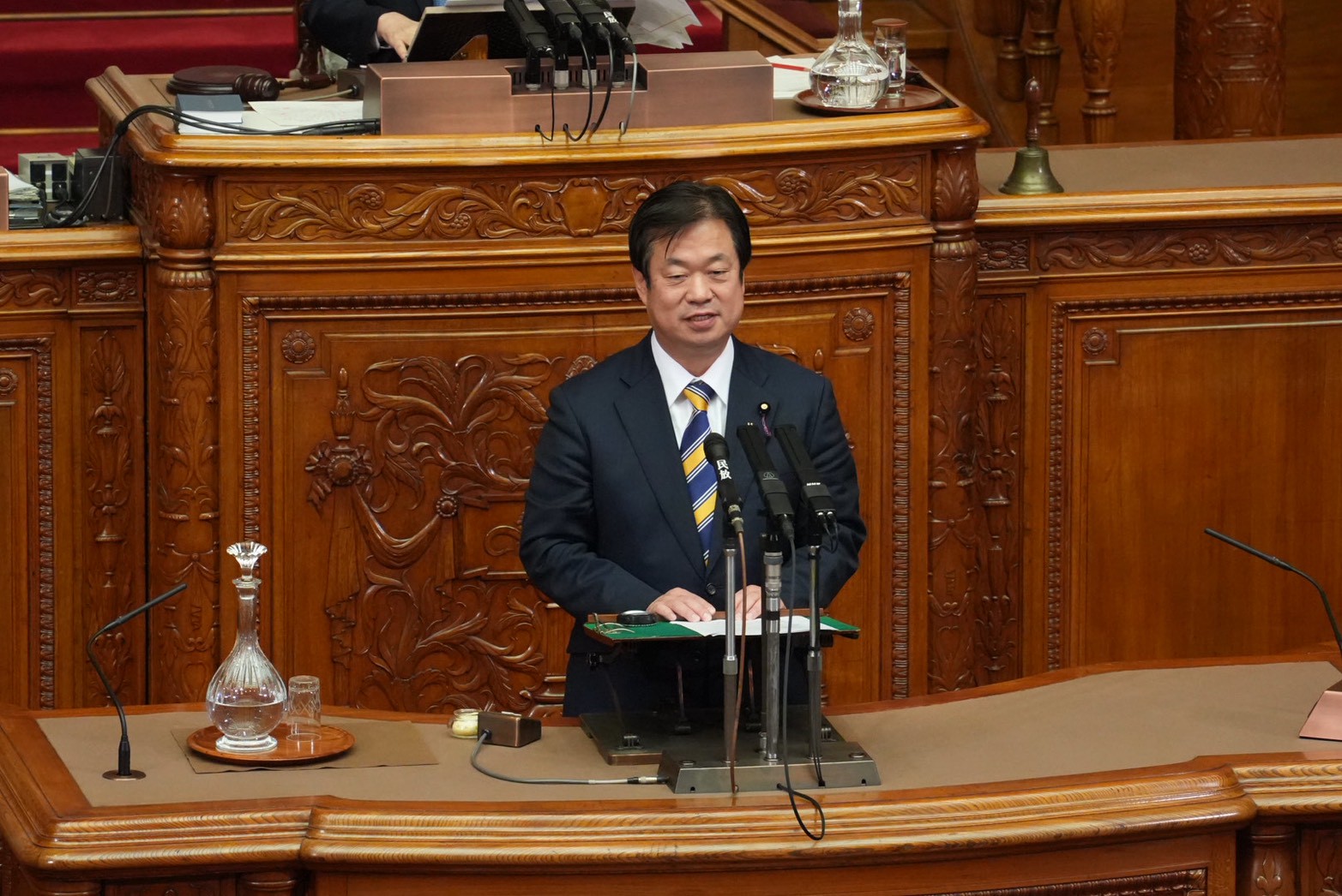 本会議で令和6年度決算について質問